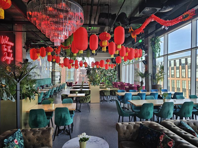 JUNGLA Cocktails & Food